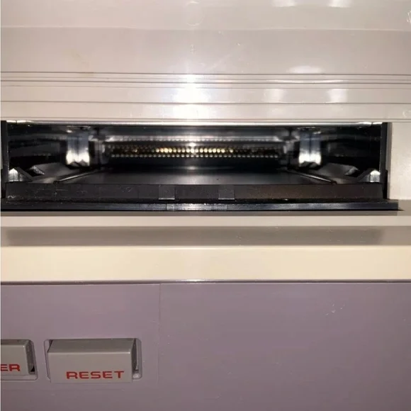 1985 Original Nintendo NES Console With 2 Controllers, Adapter ~ No games! - Picture 9 of 14